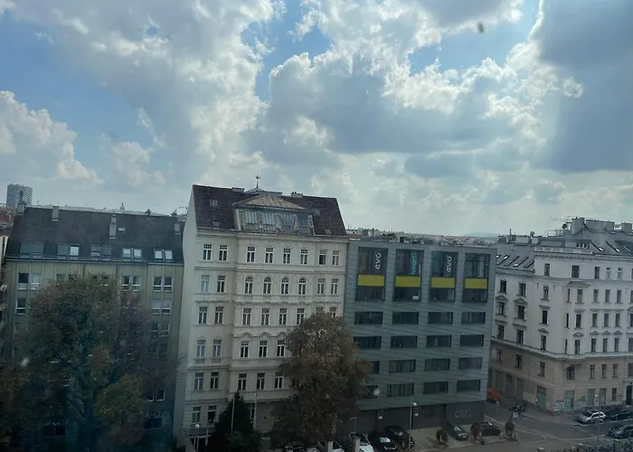 Rooftop With Terrace. Vídeň